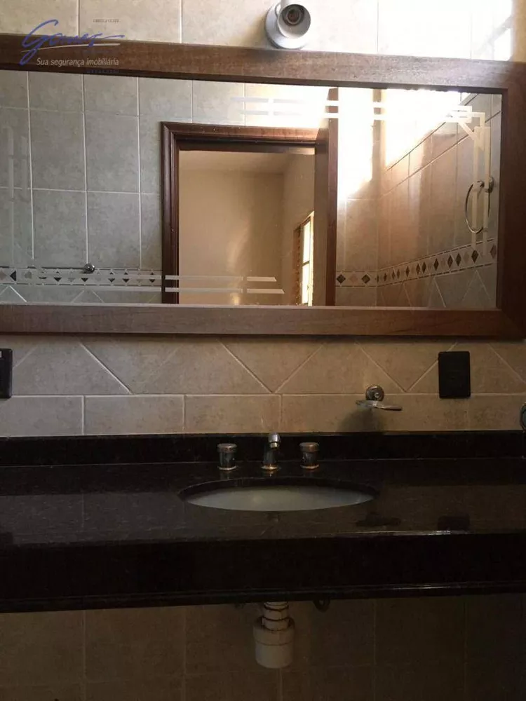 Casa, 4 quartos, 214 m² - Foto 2