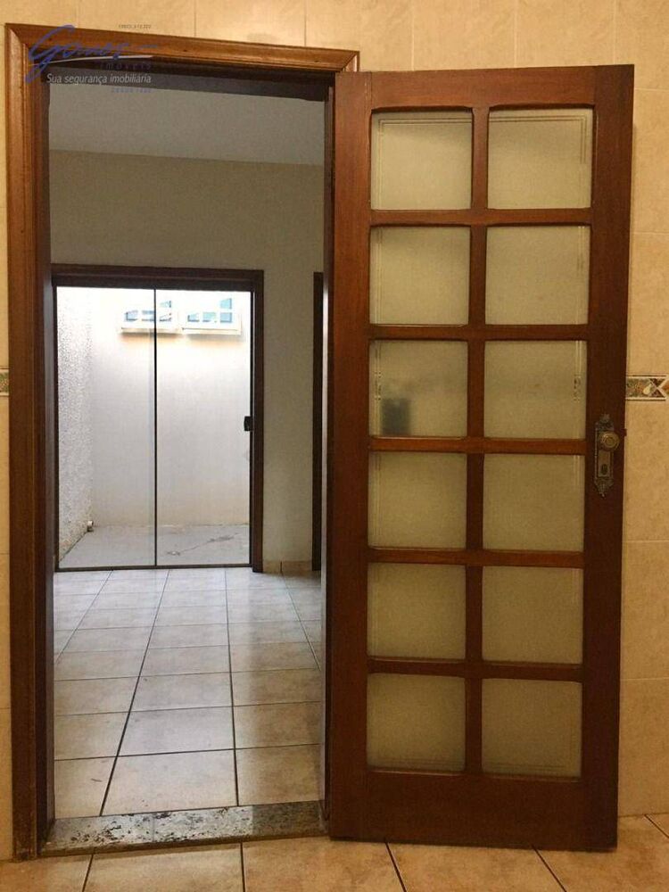 Casa, 4 quartos, 214 m² - Foto 11