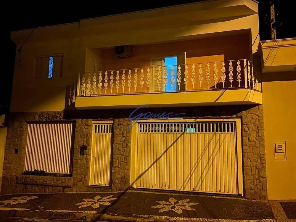 Sobrado, 3 quartos, 167 m² - Foto 1