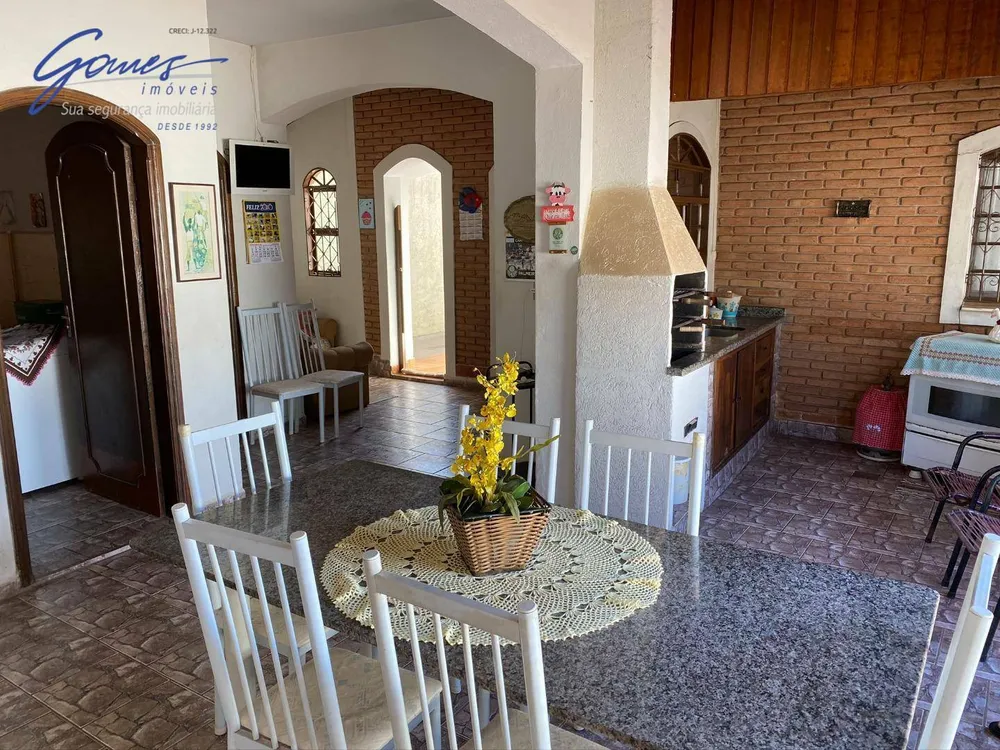 Casa, 3 quartos, 228 m² - Foto 3