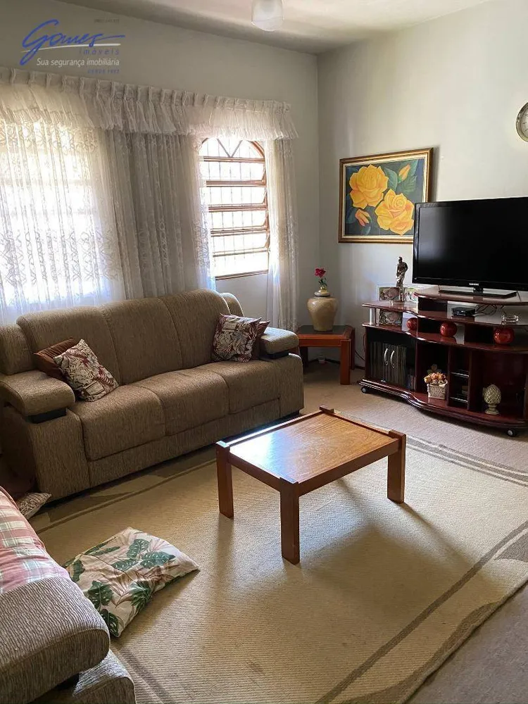 Casa, 3 quartos, 228 m² - Foto 8