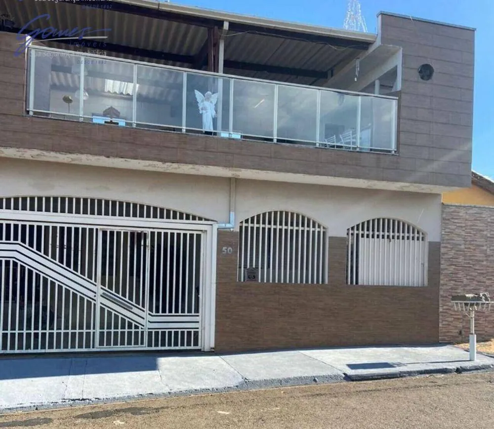 Sobrado, 3 quartos, 250 m² - Foto 1