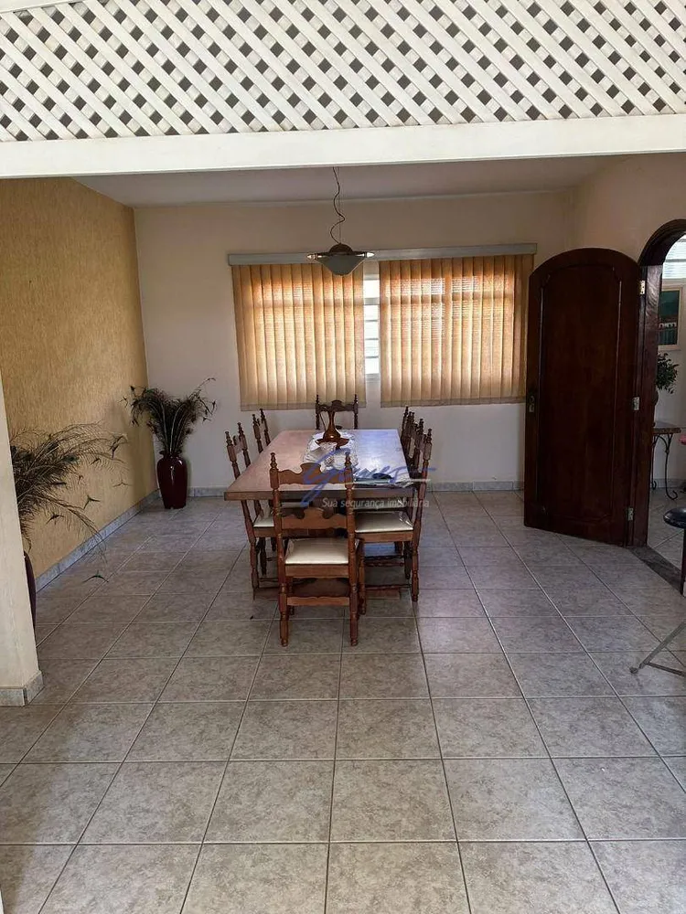Casa, 3 quartos, 278 m² - Foto 11
