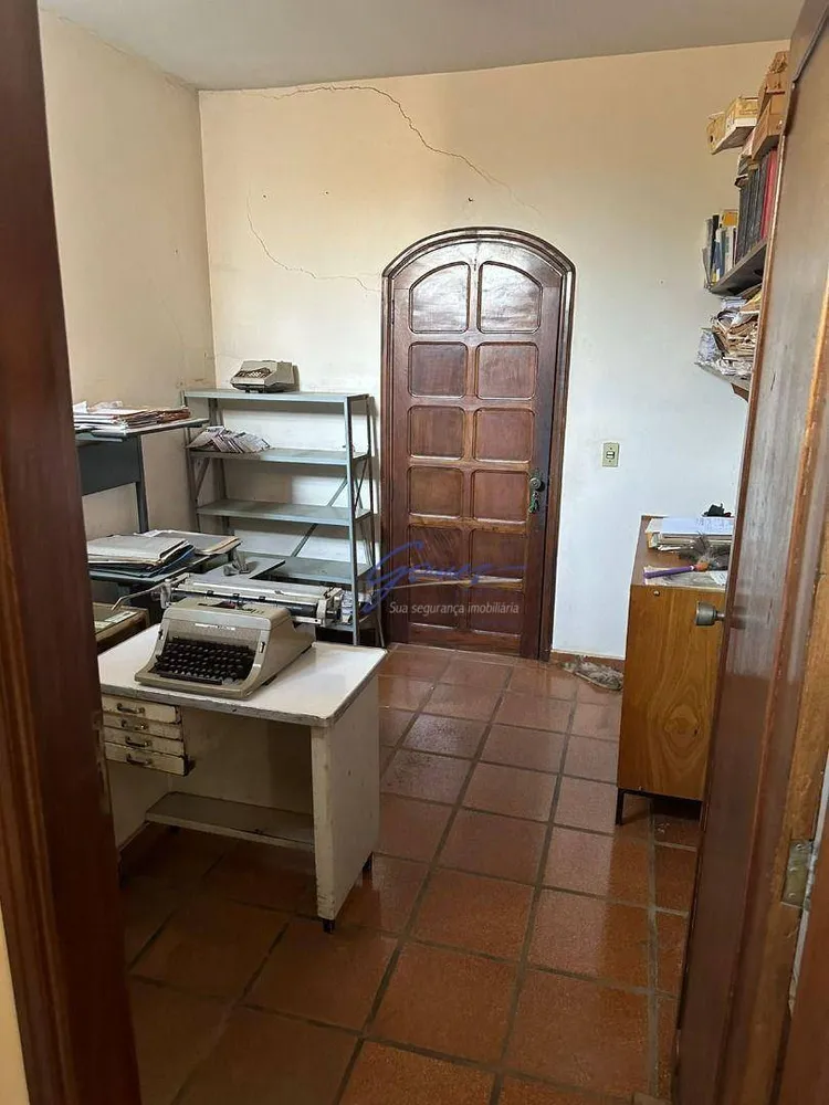 Casa, 3 quartos, 278 m² - Foto 10