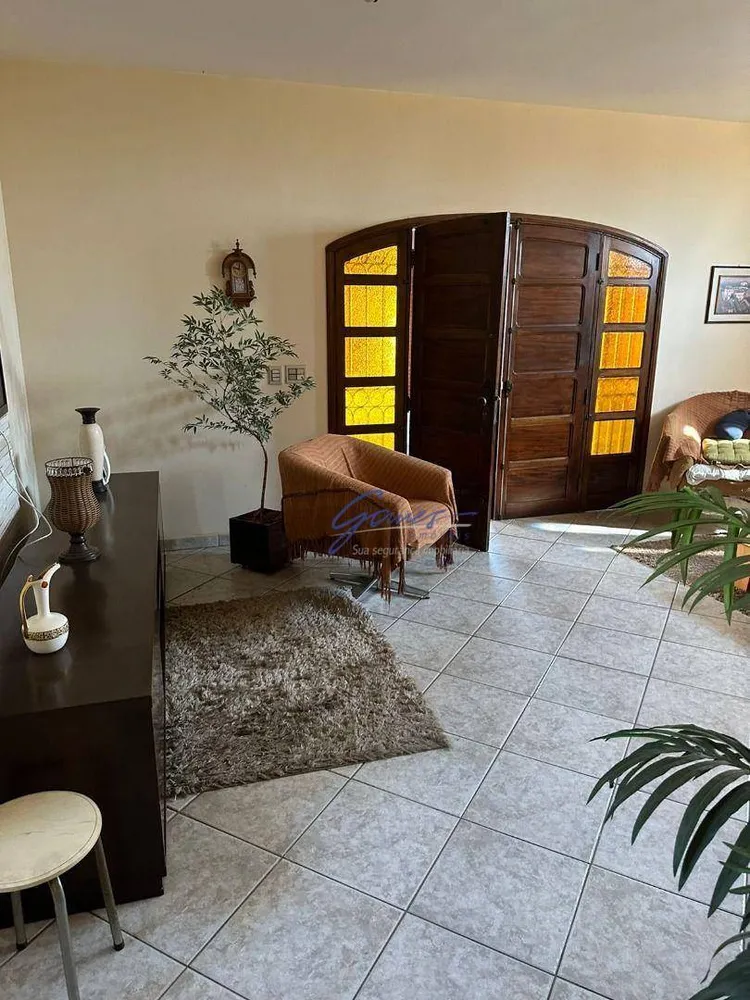 Casa, 3 quartos, 278 m² - Foto 9
