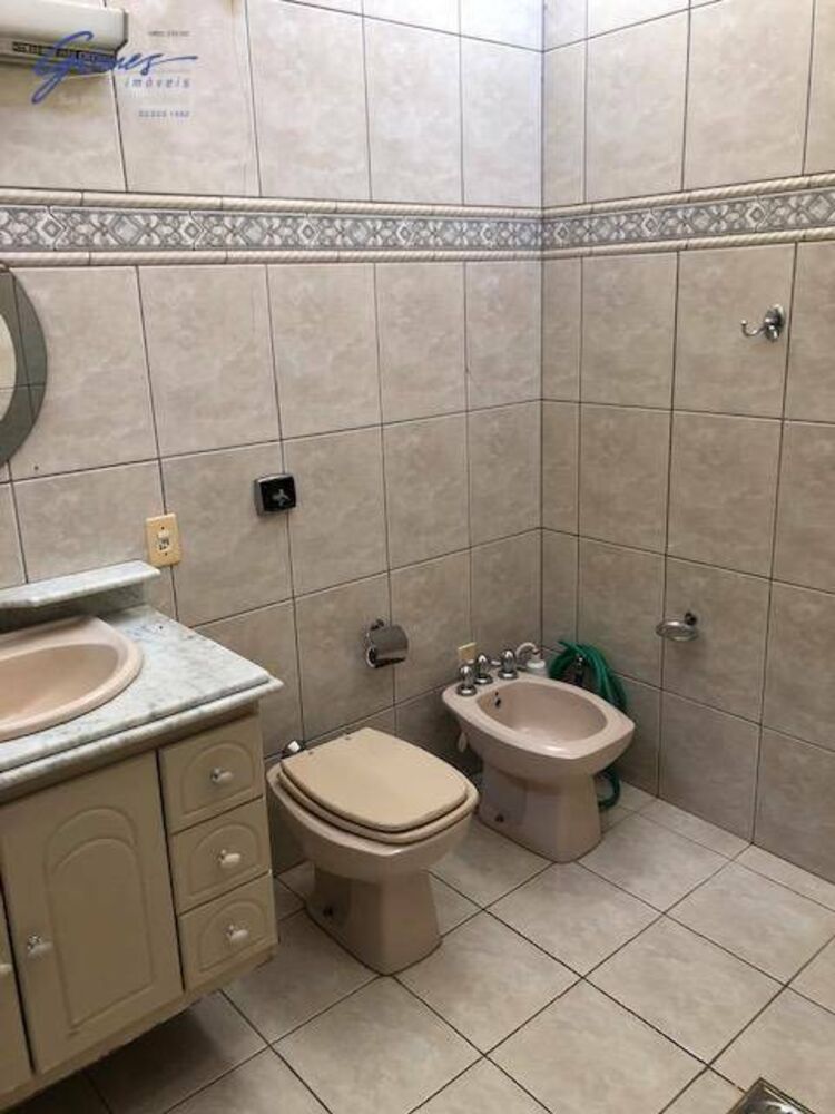 Casa à venda com 3 quartos, 247m² - Foto 11