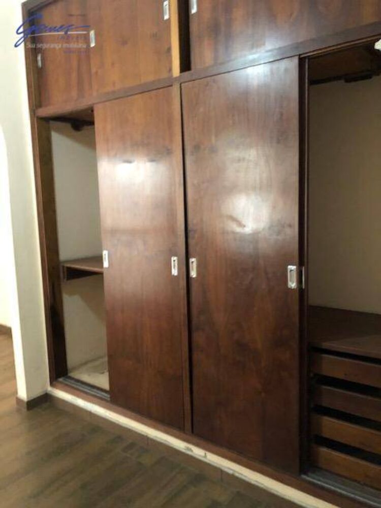 Casa à venda com 3 quartos, 247m² - Foto 12