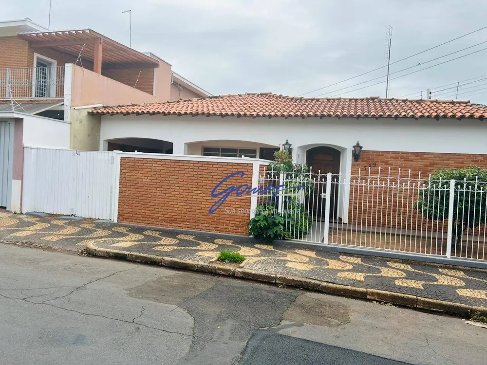 Casa, 3 quartos, 210 m² - Foto 1