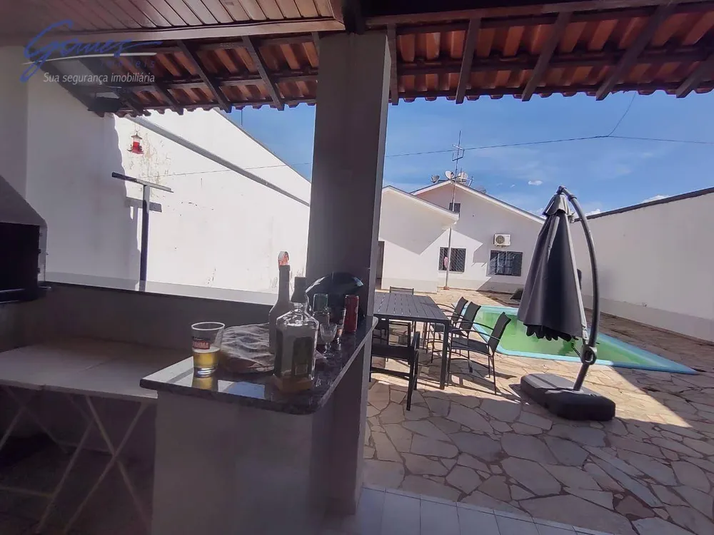Casa, 4 quartos, 239 m² - Foto 4