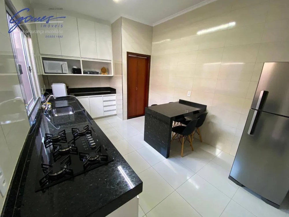 Casa, 3 quartos, 152 m² - Foto 8