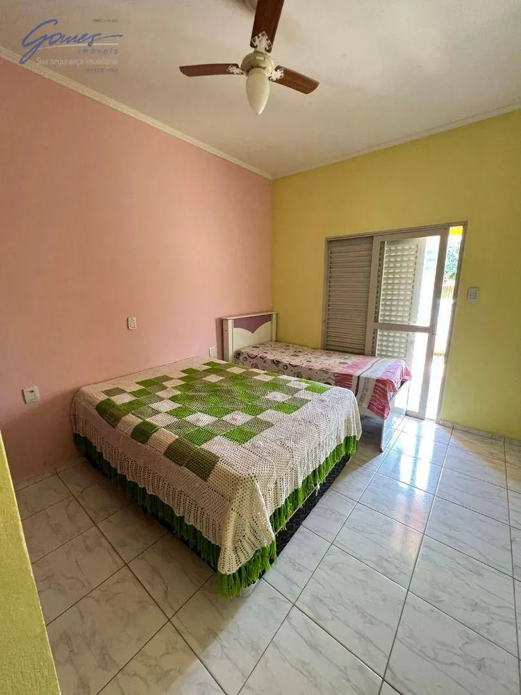 Chácara, 3 quartos, 730 m² - Foto 11