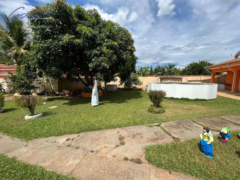 Chácara, 3 quartos, 730 m² - Foto 2