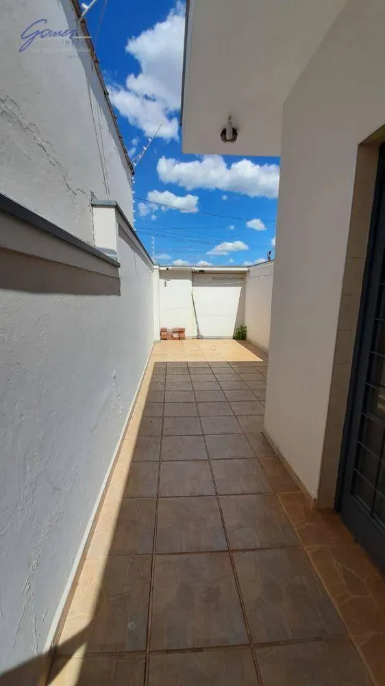 Casa, 3 quartos, 348 m² - Foto 3