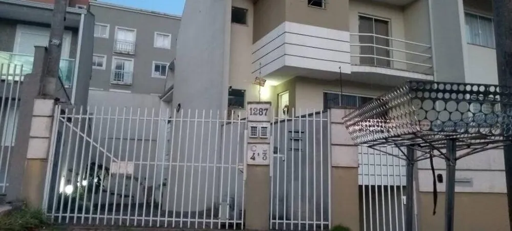 Casa, 3 quartos, 206 m² - Foto 2