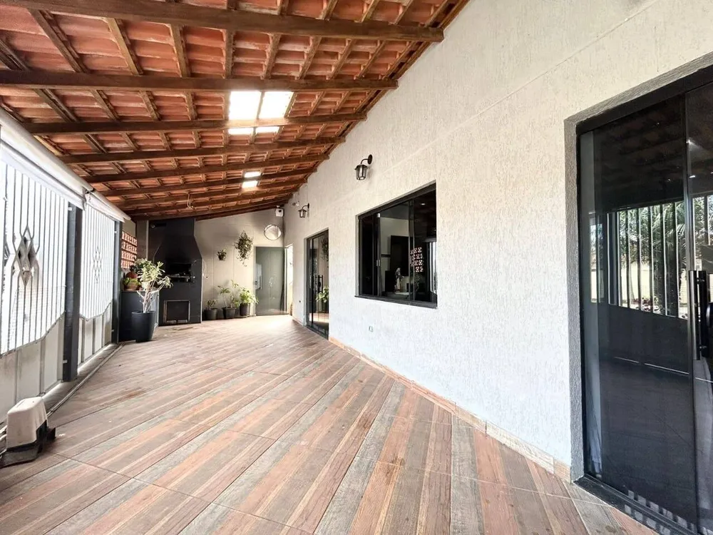 Casa, 3 quartos, 186 m² - Foto 2