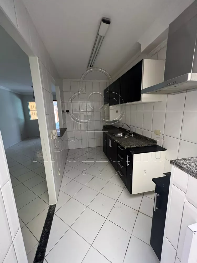 Casa à venda com 4 quartos, 108m² - Foto 1