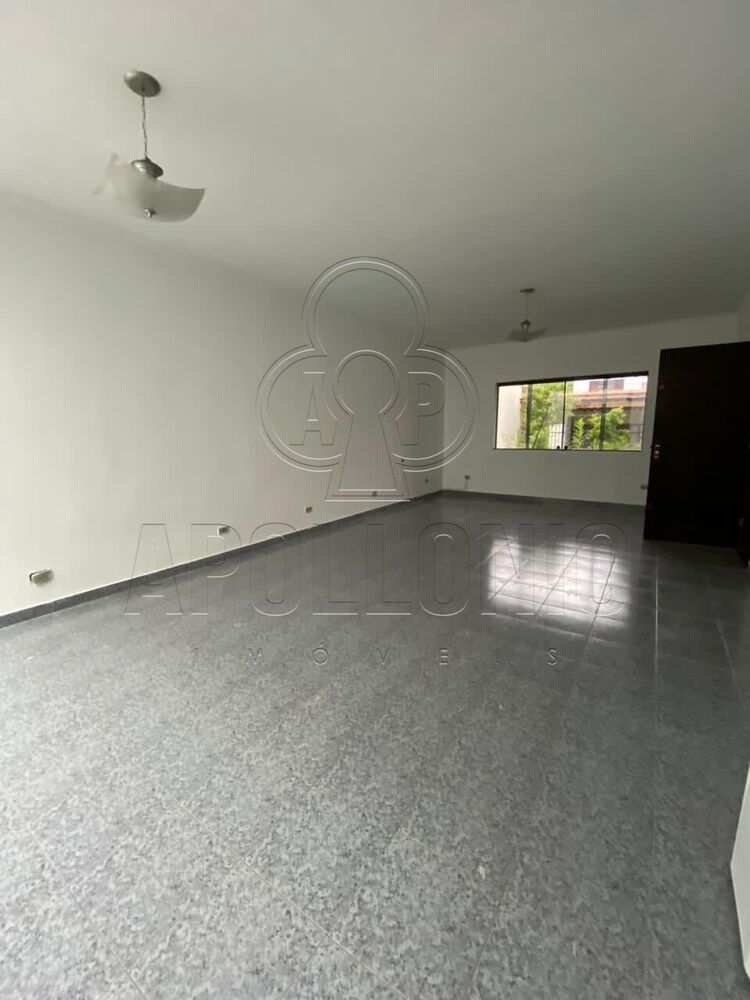 Casa para alugar com 3 quartos, 240m² - Foto 6