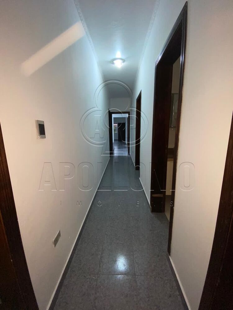 Casa para alugar com 3 quartos, 240m² - Foto 11