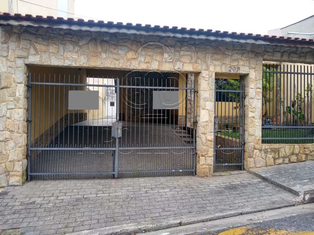 Casa para alugar com 3 quartos, 240m² - Foto 1
