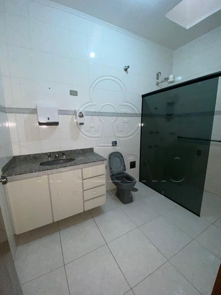 Casa para alugar com 3 quartos, 240m² - Foto 14