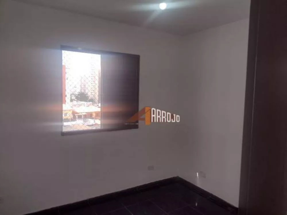 Apartamento à venda com 2 quartos, 45m² - Foto 4