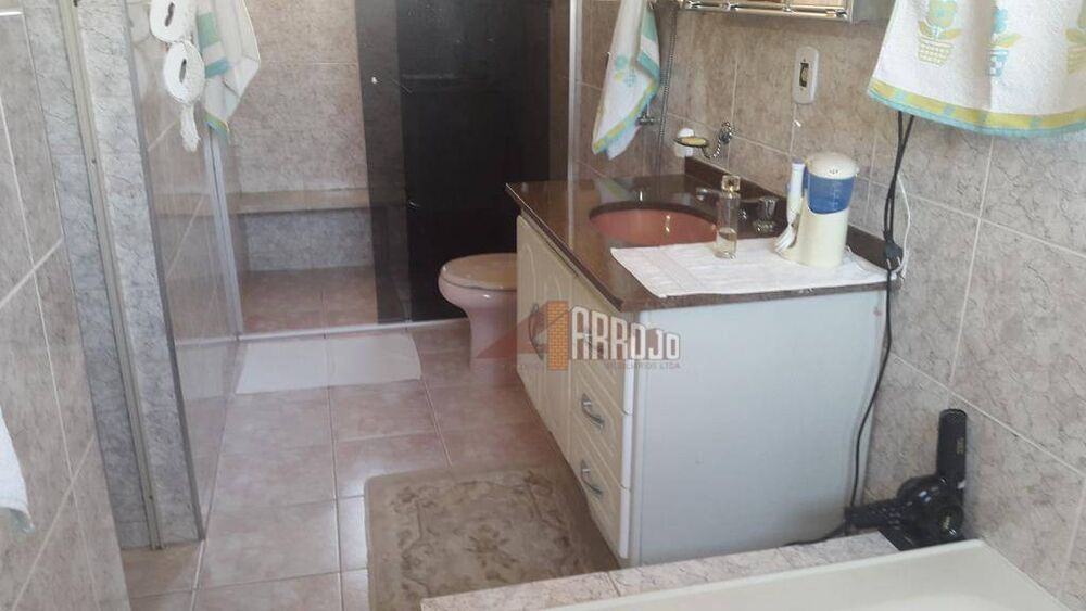 Sobrado, 3 quartos, 225 m² - Foto 1