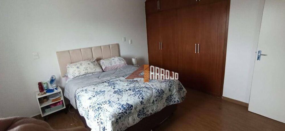 Apartamento, 3 quartos, 228 m² - Foto 2