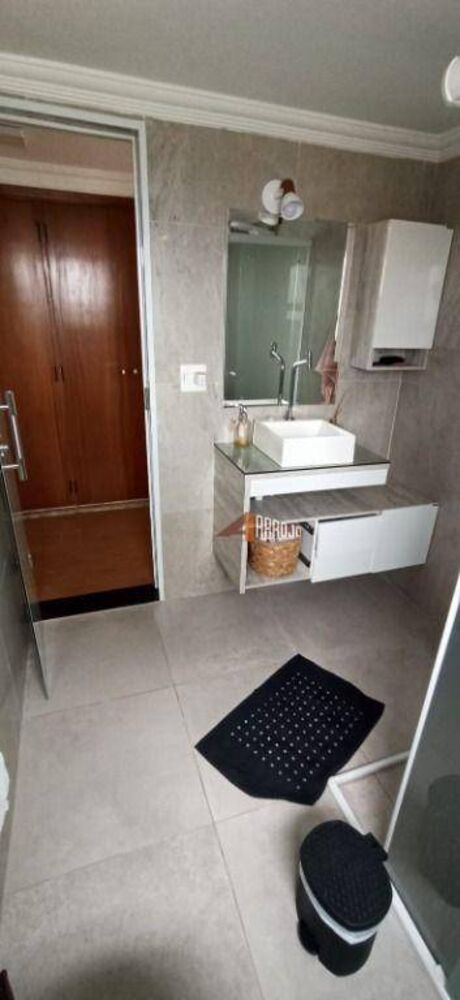 Apartamento, 3 quartos, 228 m² - Foto 1