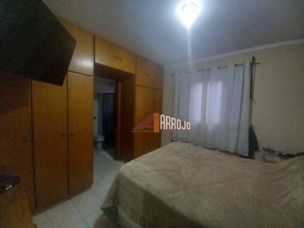 Casa, 3 quartos, 215 m² - Foto 6