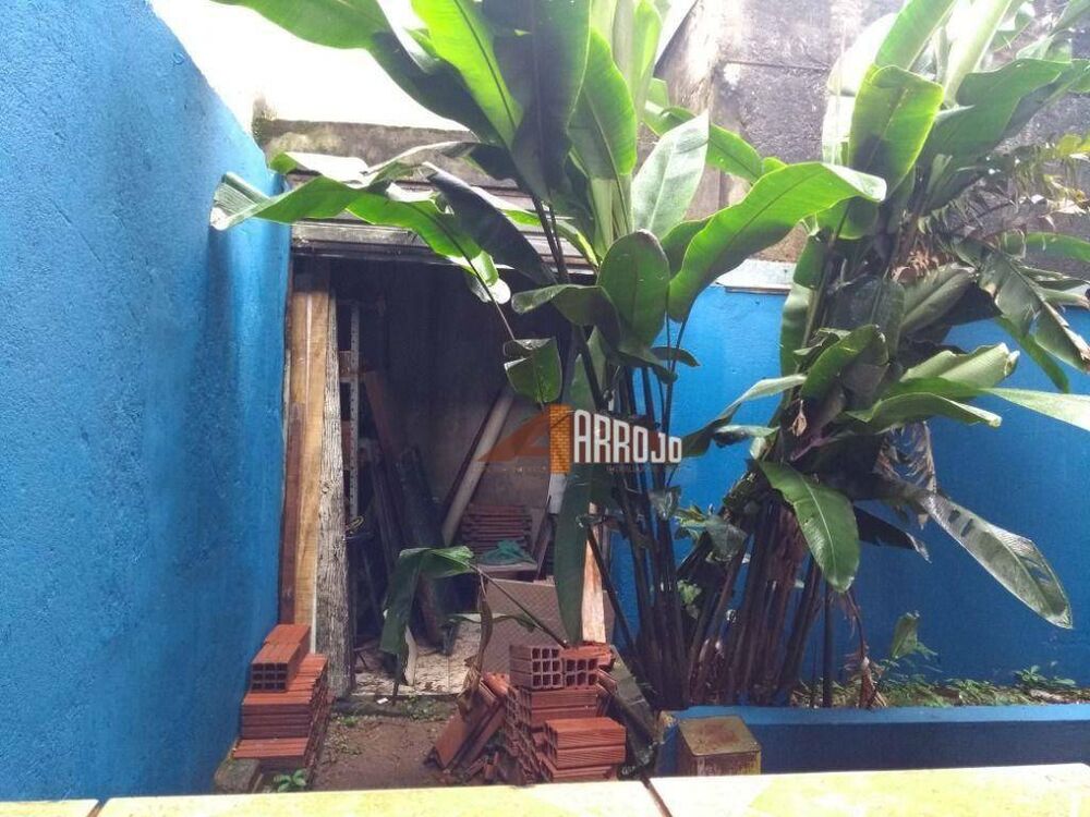 Casa, 3 quartos, 246 m² - Foto 2
