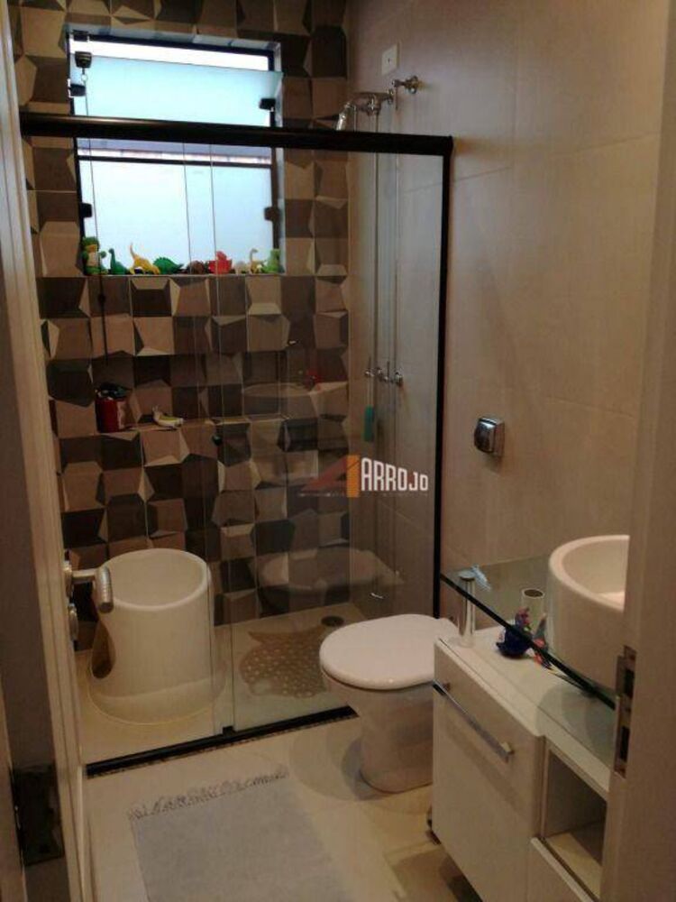 Casa, 3 quartos, 220 m² - Foto 4