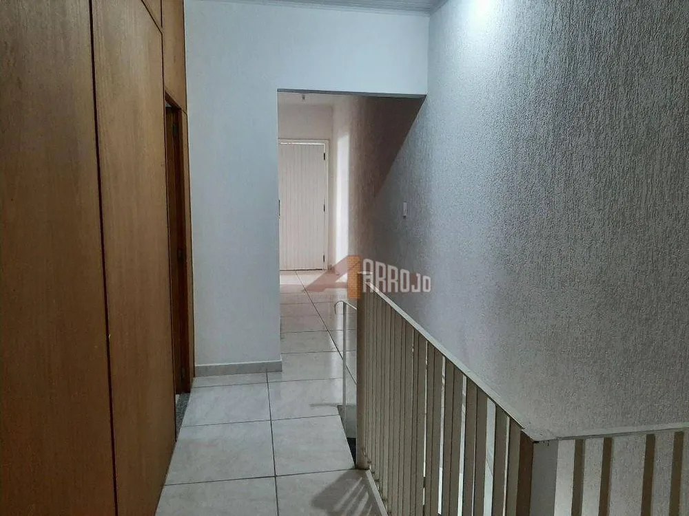Sobrado, 3 quartos, 204 m² - Foto 3