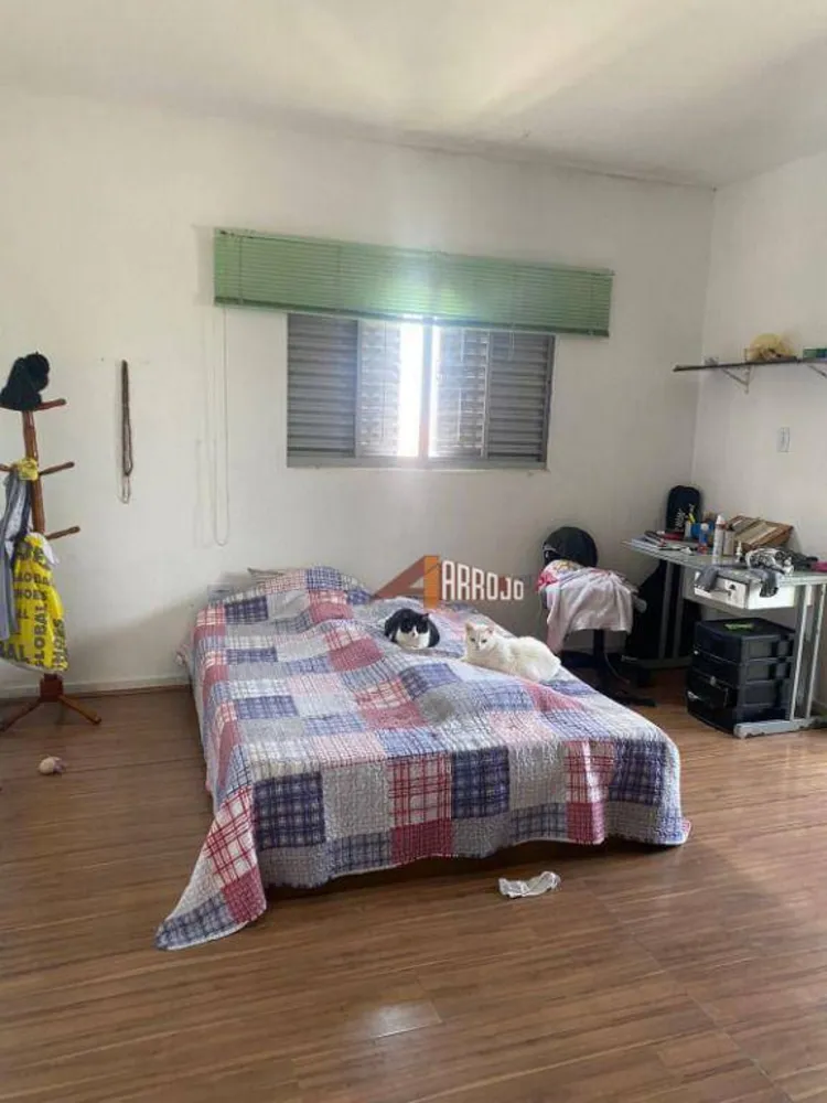 Sobrado, 3 quartos, 272 m² - Foto 1