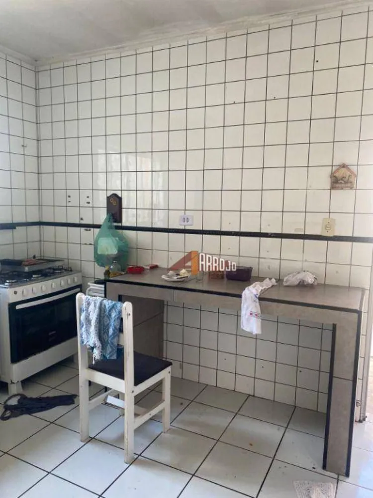 Sobrado, 3 quartos, 272 m² - Foto 2