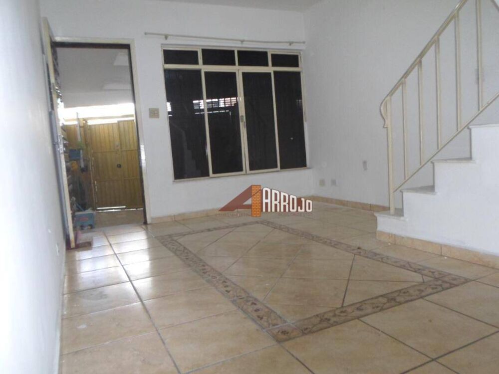 Sobrado, 3 quartos, 143 m² - Foto 1