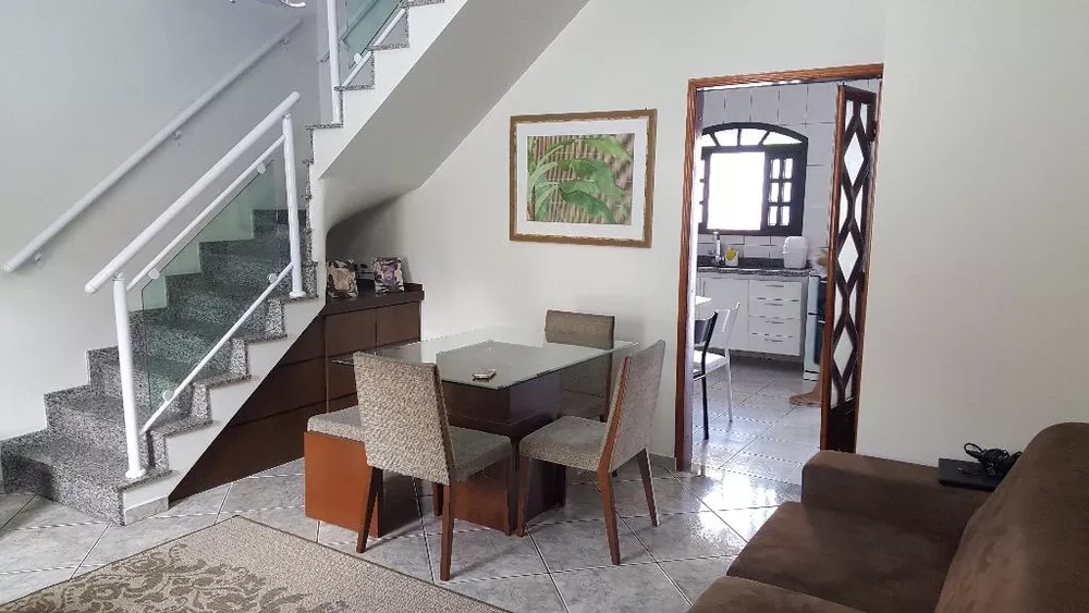 Sobrado à venda com 3 quartos, 127m² - Foto 2