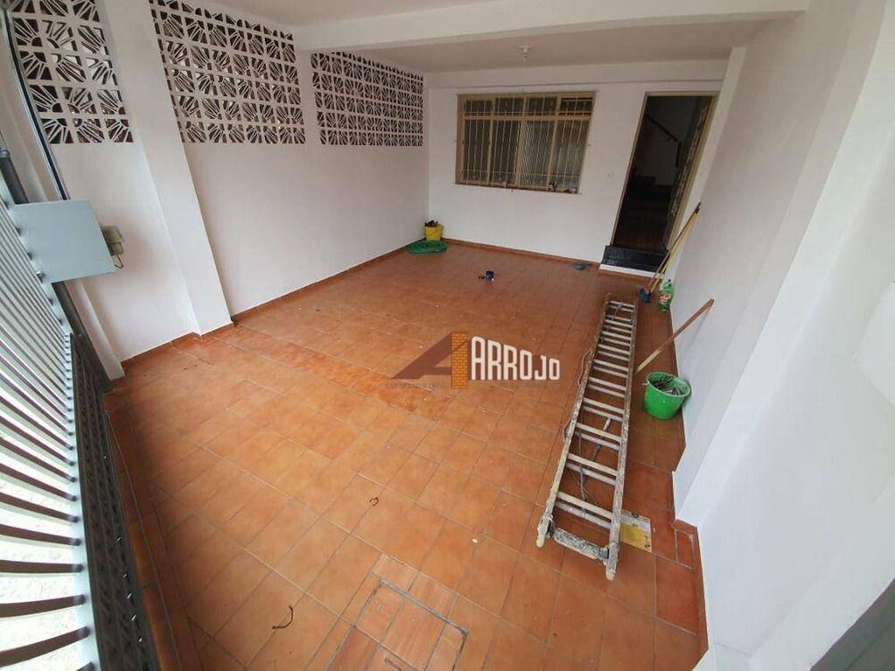 Sobrado à venda com 3 quartos, 120m² - Foto 11