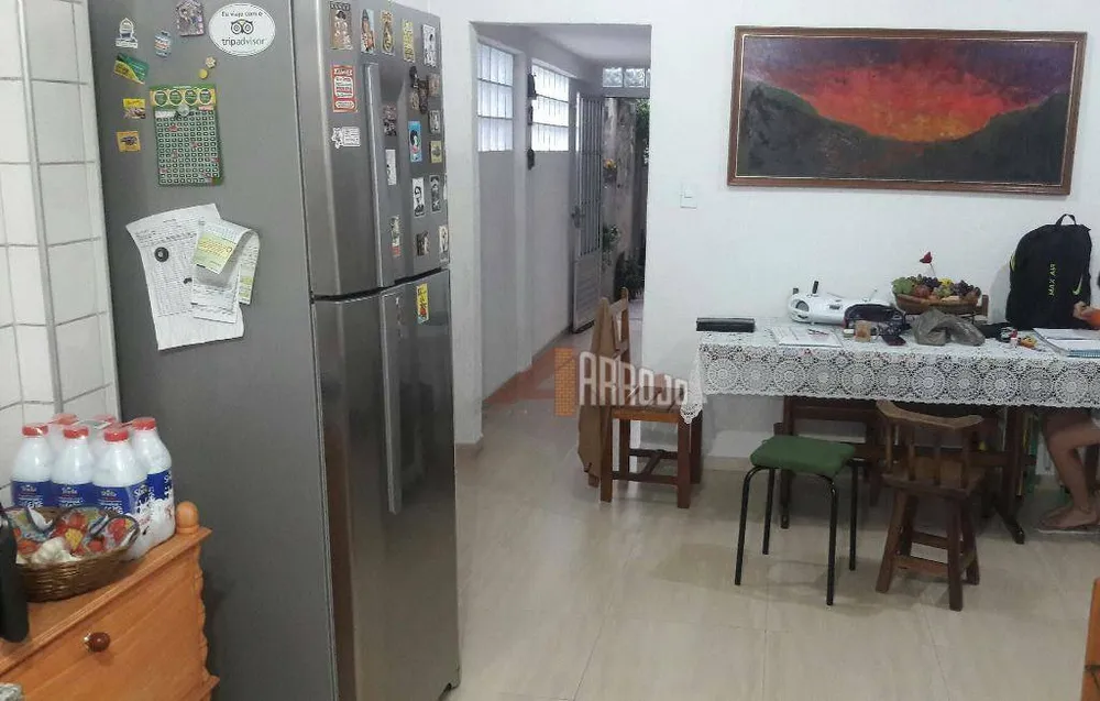 Casa, 2 quartos, 208 m² - Foto 4