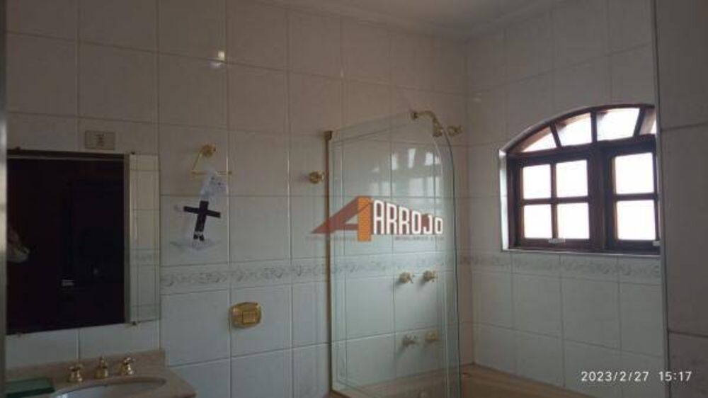 Sobrado, 4 quartos, 220 m² - Foto 2