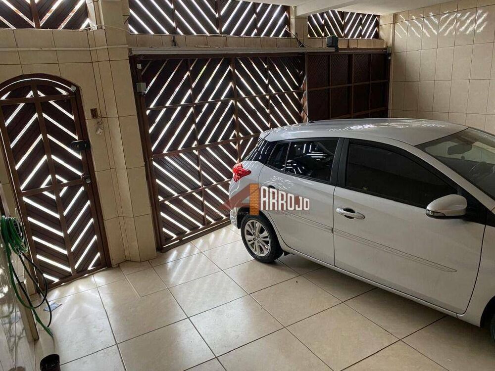 Sobrado, 3 quartos, 200 m² - Foto 3
