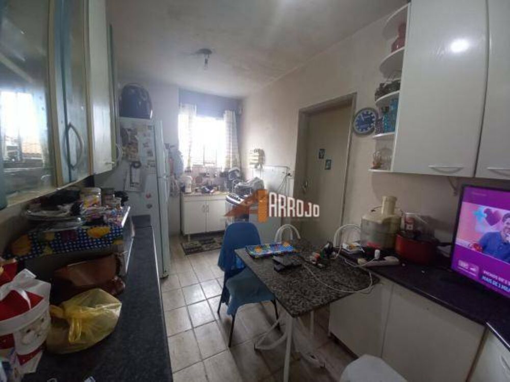 Casa, 2 quartos, 275 m² - Foto 1
