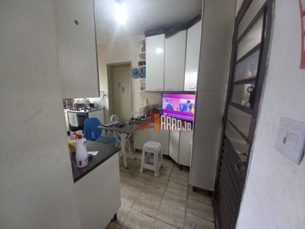 Casa, 2 quartos, 275 m² - Foto 10