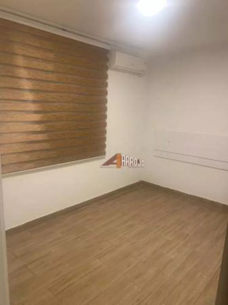 Casa à venda com 3 quartos, 200m² - Foto 4