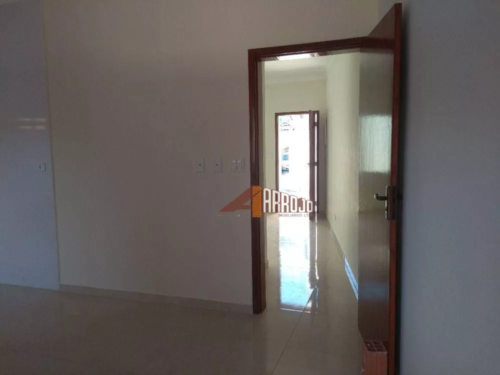 Sobrado à venda com 3 quartos, 140m² - Foto 3