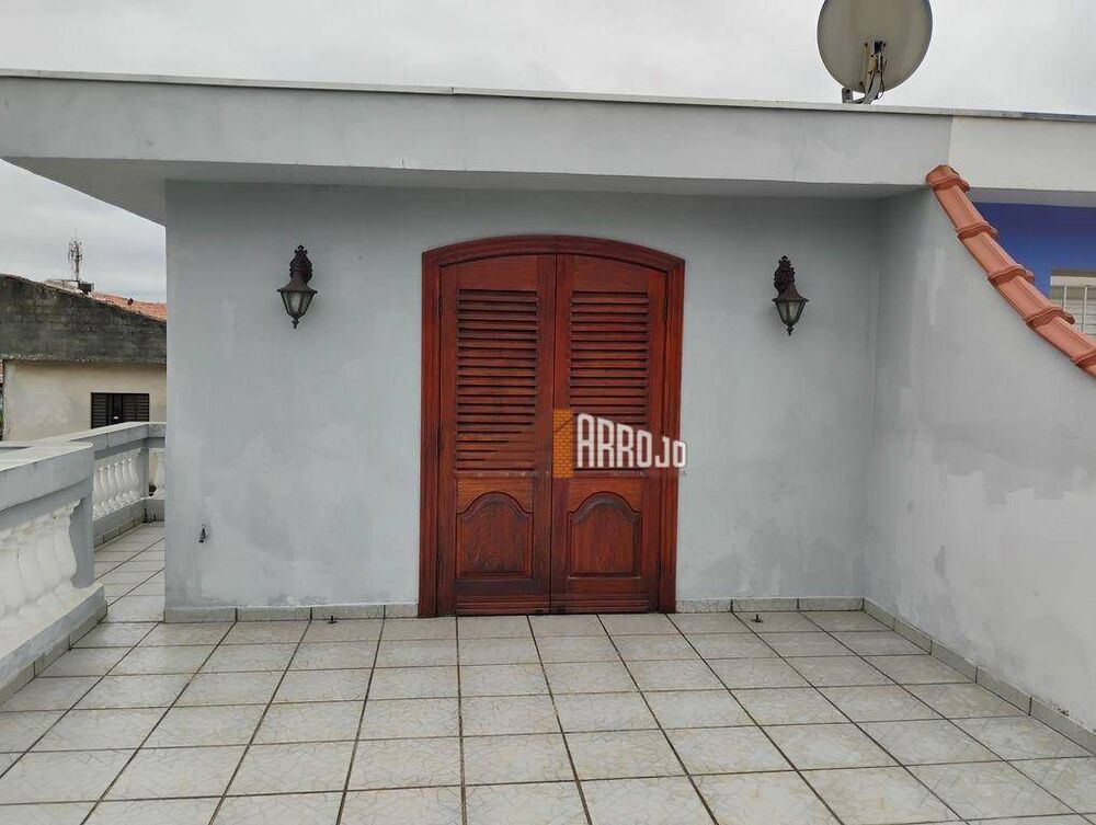 Sobrado, 3 quartos, 244 m² - Foto 2