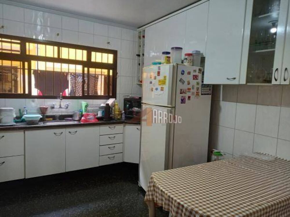 Sobrado, 3 quartos, 266 m² - Foto 1