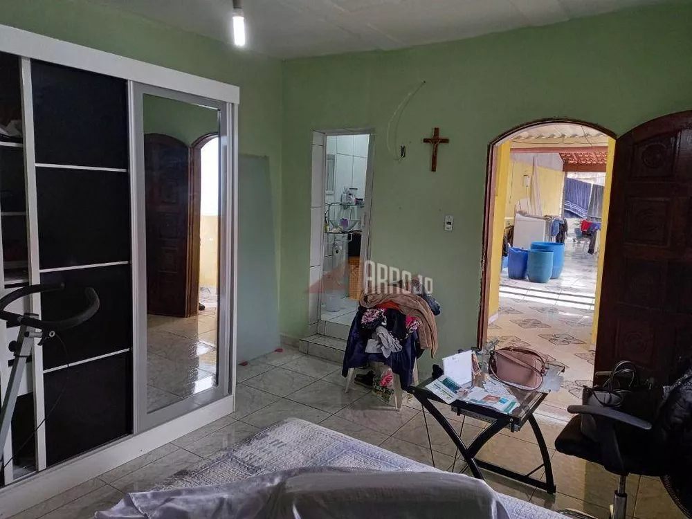 Sobrado à venda com 2 quartos, 195m² - Foto 3