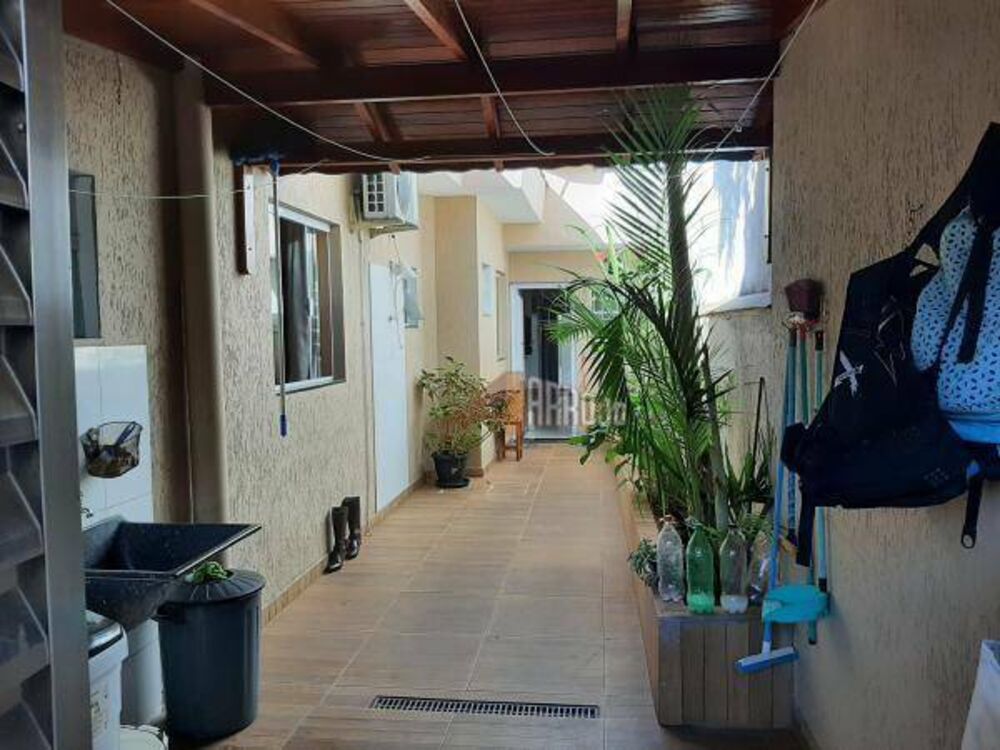 Casa, 3 quartos, 231 m² - Foto 5