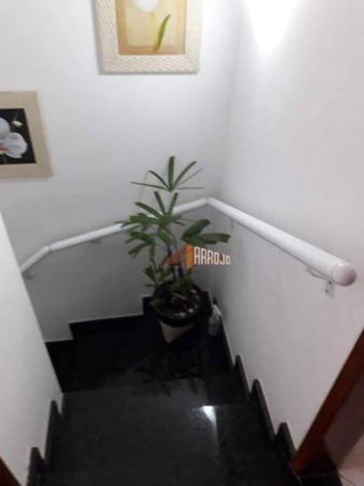 Sobrado, 2 quartos, 96 m² - Foto 2