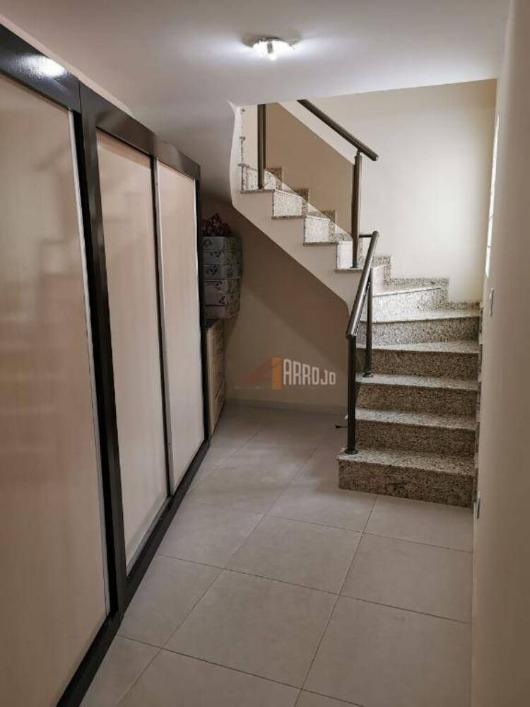 Sobrado, 3 quartos, 200 m² - Foto 6